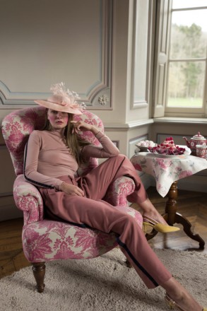 À l'heure du thé <br> Sous pull Raf / Pantalon Alek